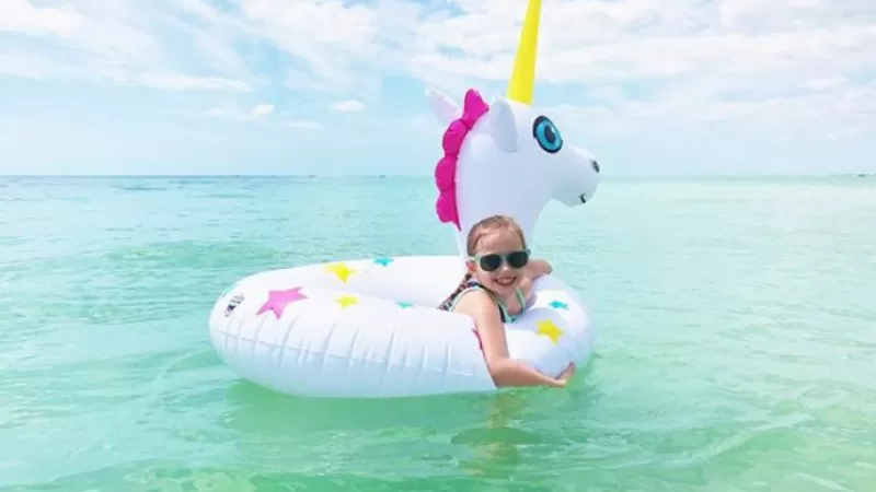 Explore our islands, beaches and neighborhoods